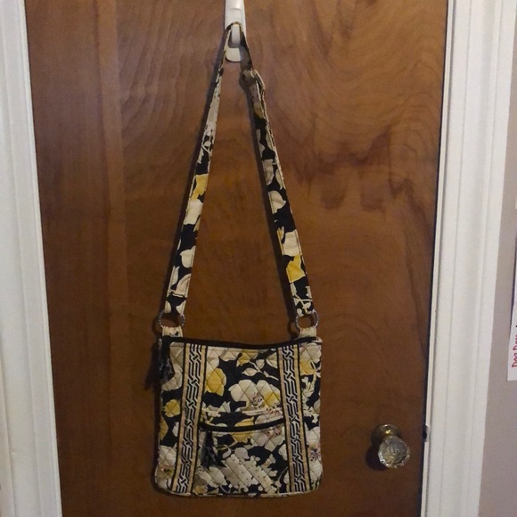 Vera Bradley Handbags - Vera Bradley purse